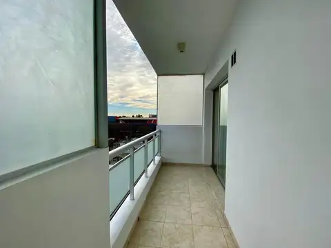 Departamento en Alquiler en Zona Universidades Bosque, $ 501.000