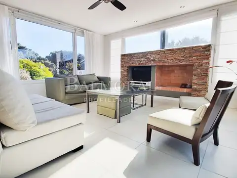 Casa en Alquiler Temporal en Pinamar, USD 0