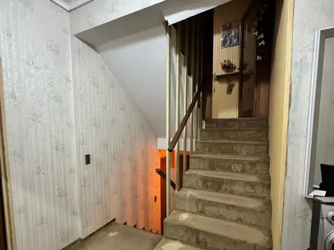 Casa en Venta con 5 cocheras