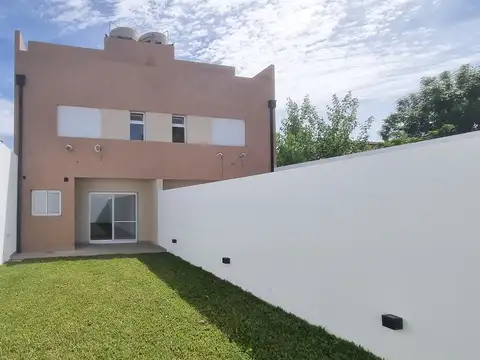 Casa Dúplex  en Venta en Martínez, San Isidro, G.B.A. Zona Norte