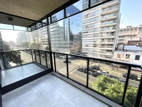 VISTA ABIERTA, USO COMERCIAL Y RESIDENCIAL