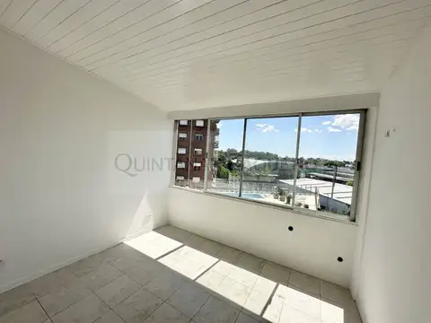 Departamento en Venta en Versalles, USD 119.000