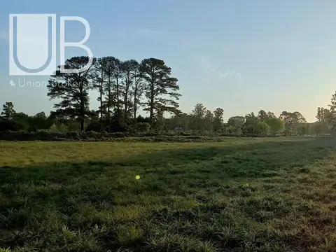 EXCELENTE LOTE EN ETAPA 2 CON FONDO AL GOLF EN  PINARES COUNTRY CLUB 