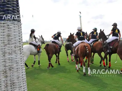 Terreno en Venta de 863,0 m2