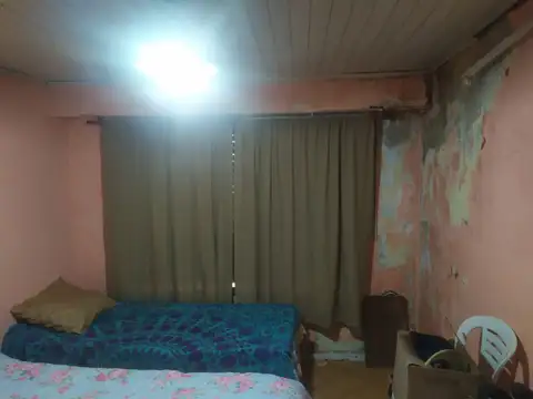 Casa 2 ambientes con 2 baños