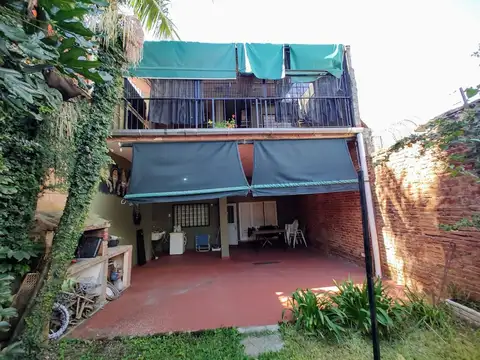 Depto Tipo Casa en Venta 47 años