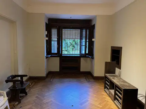 CASA EN ALQUILER CON JARDIN, PARRILLA Y COCHERA EN BELGRANO