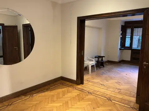 CASA EN ALQUILER CON JARDIN, PARRILLA Y COCHERA EN BELGRANO