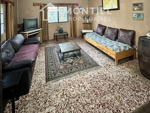 Casa 5 ambientes con 2 baños