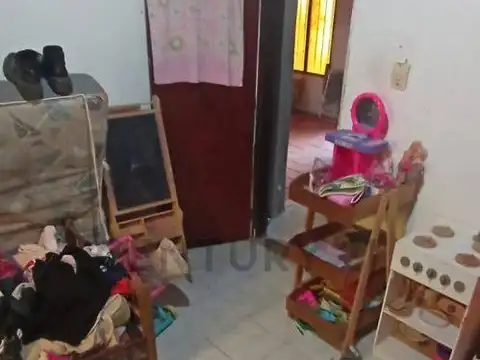 Casa 3 ambientes con 1 baño