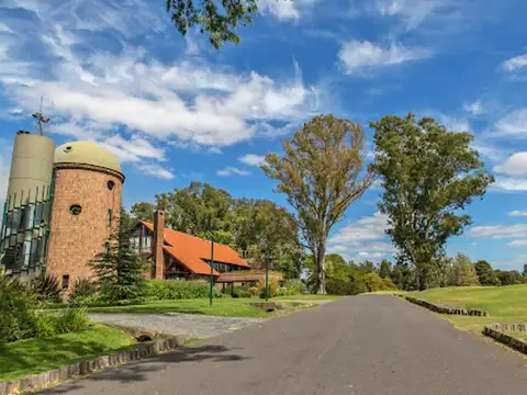 Venta de Terreno en Las Praderas de Luján