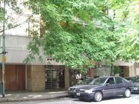 AMBIENTE DIVIDIDO  APTO PROFESIONAL  IMPECABLE LUMINOSO