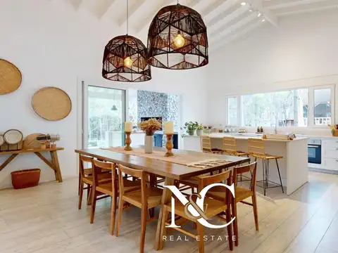 Casa en Venta con 1 cochera