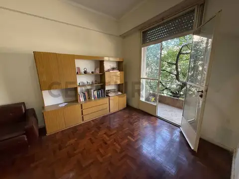 Departamento 2 Ambientes en Venta con Balcón sobre Av. Gaona – A mts de Plaza La Pampa