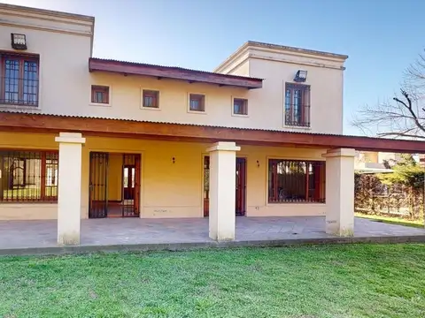 Casa en Venta de 4 dormitorios