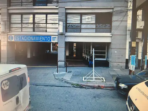 Av Rivadavia 18400, Piso 1