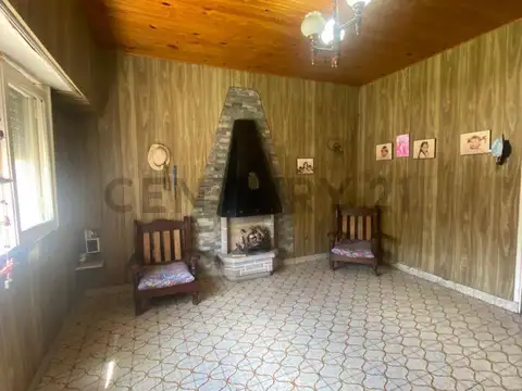 Jacinto Benavente 2000, Piso 0