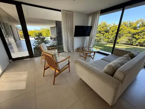 Alquiler Temporal Enero-Feb 2026 Ayres Plaza