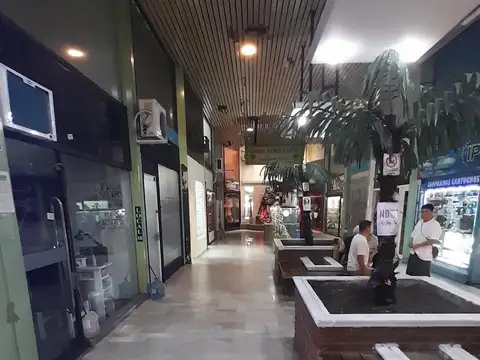 Av. Rivadavia al 6800