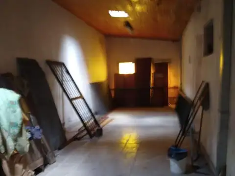 77 e / 8 y 9 La Plata