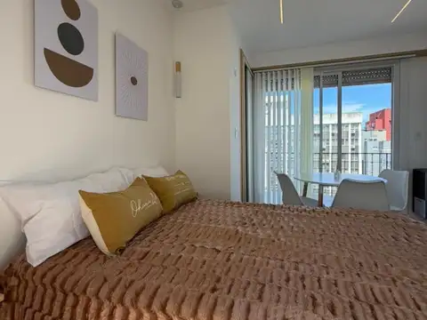 Venta departamento de 1 ambiente a la calle con balcón