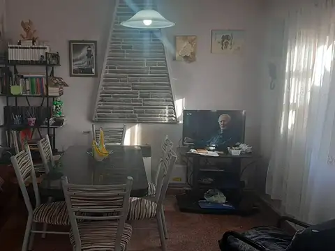 Depto Tipo Casa en Venta 57 años