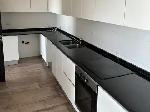 Departamento 5 ambientes con 3 baños