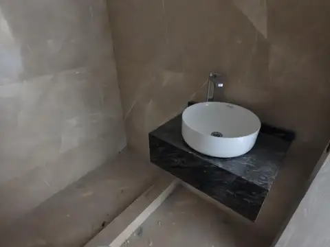 Oficina en Venta al Noreste