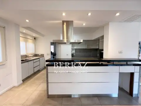 Casa venta 5 ambientes Haras Santa María Los Robles Escobar lote de 929 m2