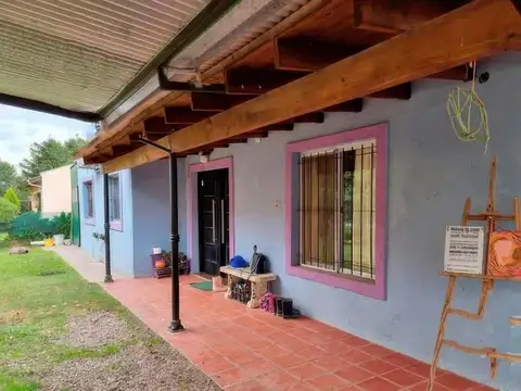 Casa 5 ambientes con 2 baños