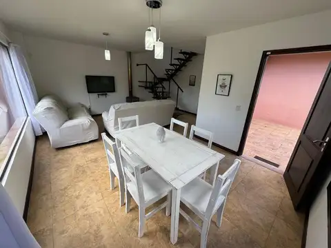Casa en Alquiler Temporal en Pinares, USD 11.000