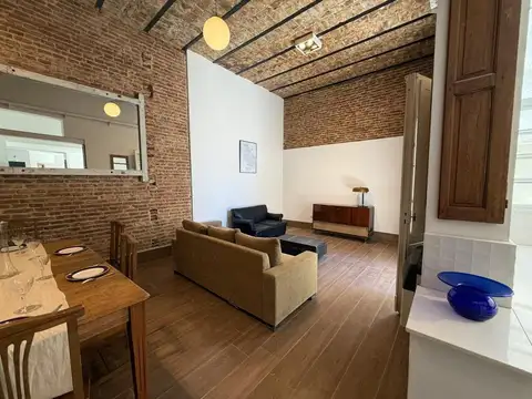 Depto Tipo Casa 4 ambientes con 2 baños