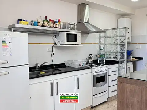 Casa 3 ambientes con 2 baños