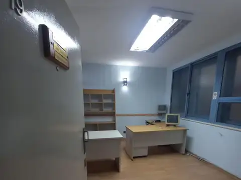 Oficina en Alquiler al Noreste