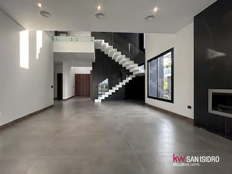 Casa en Alquiler al Este