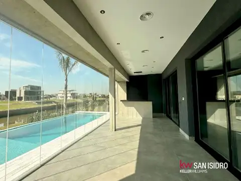 Casa en Alquiler de 4 dormitorios