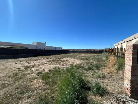 VENTA LOTE EN BARRIO "LOS PRADOS"