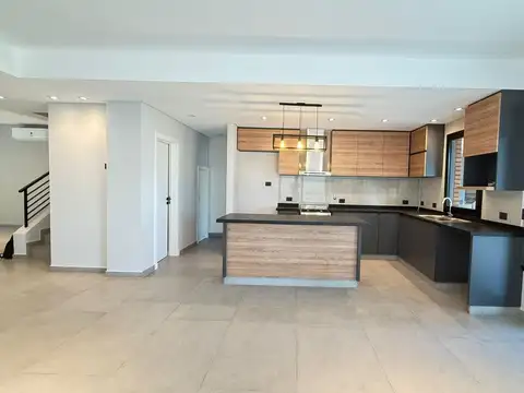 Casa en Venta en Bella Vista, USD 365.000