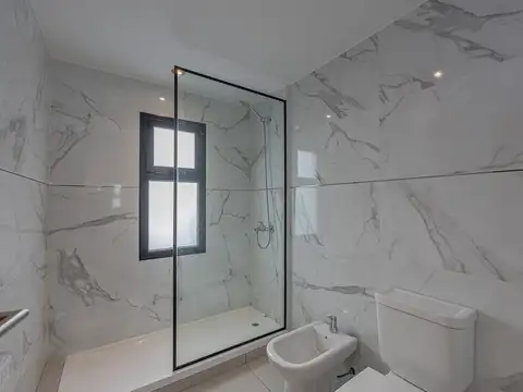 SEMIPISO A ESTRENAR 2 DORMITORIOS 86M² CUBIIERTOS