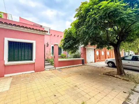 Casa de 3 ambientes en Versalles