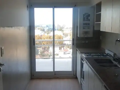 EXCELENTE DEPTO. 3 AMBIENTES AL FRENTE A ESTRENAR