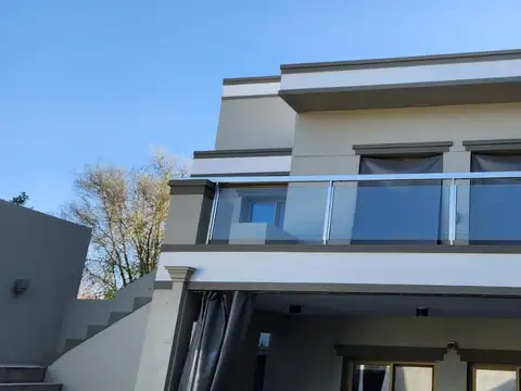 Casa en Venta en Villa Mercedes, USD 330.000