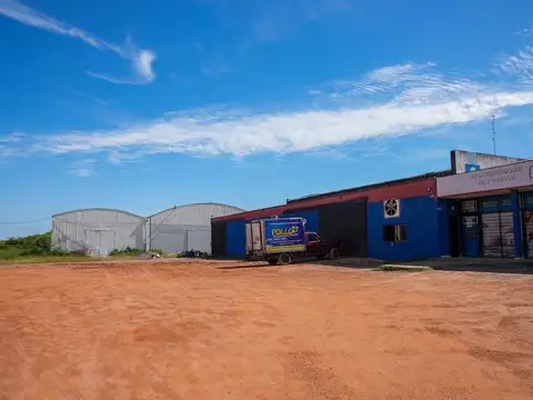 Gran propiedad industrial en Av Almafuerte, Paraná