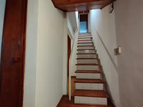 Casa de 3 dormitorios, 2 baños. garaje 2 autos. Barrio norte