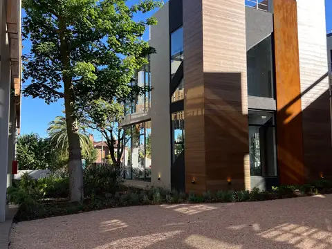 Av Senador Moron 2100, Piso Av