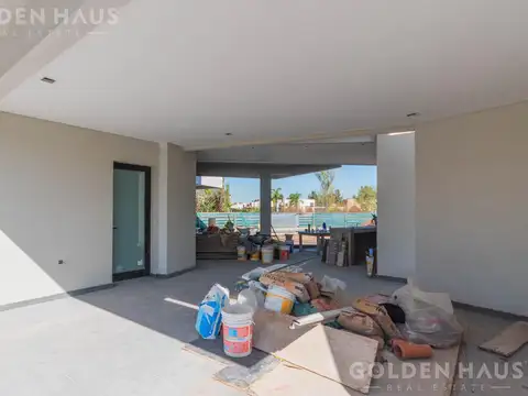 Casa 6 ambientes con 3 baños