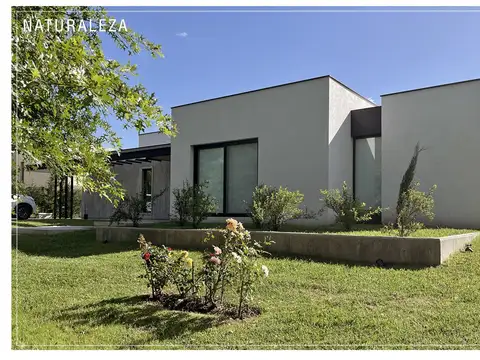 Casa en Venta en Country Club Los Cardales, USD 400.000