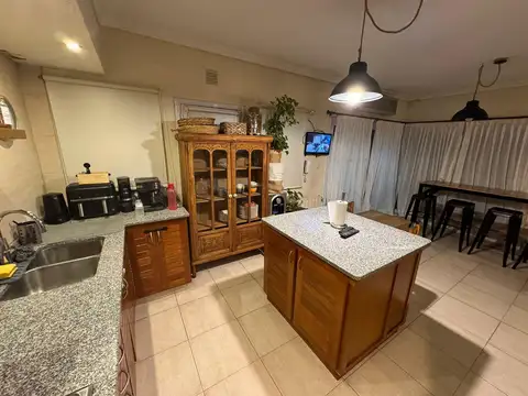 Excelente casa en el centro de Escobar