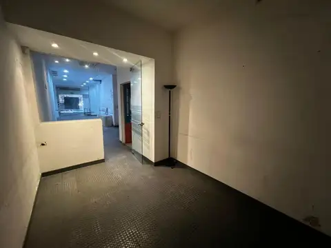 Local en Alquiler Via Púb.