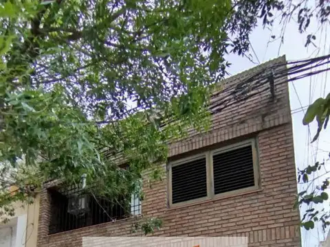 Casa - Venta - Argentina, Santa Fe - CALCHINES 1600